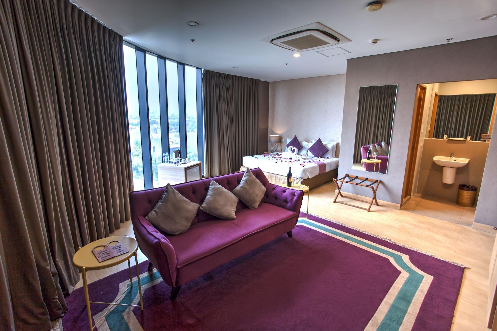 เมดิสัน 101 โฮเต็ล + ทาวเวอร์ Hotel เกซอนซิตี้ ภายนอก รูปภาพ