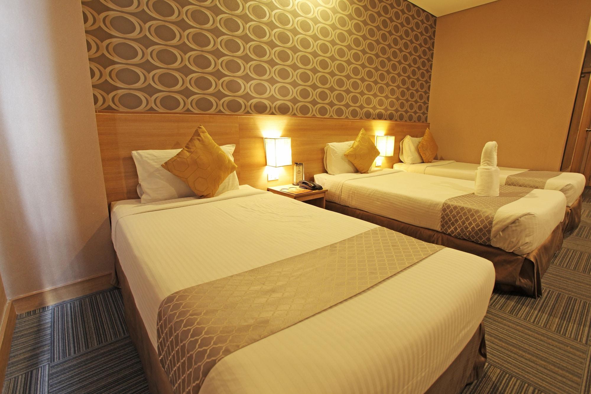 เมดิสัน 101 โฮเต็ล + ทาวเวอร์ Hotel เกซอนซิตี้ ภายนอก รูปภาพ