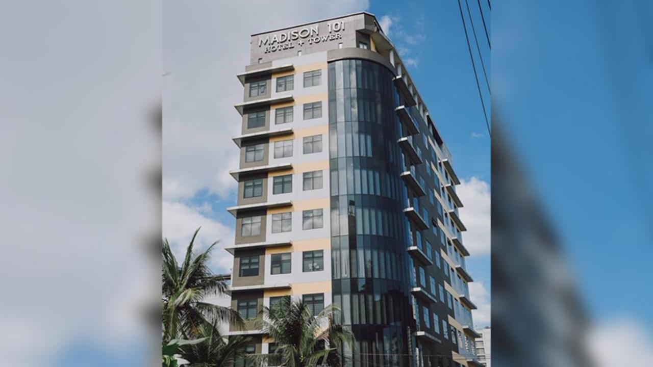 เมดิสัน 101 โฮเต็ล + ทาวเวอร์ Hotel เกซอนซิตี้ ภายนอก รูปภาพ