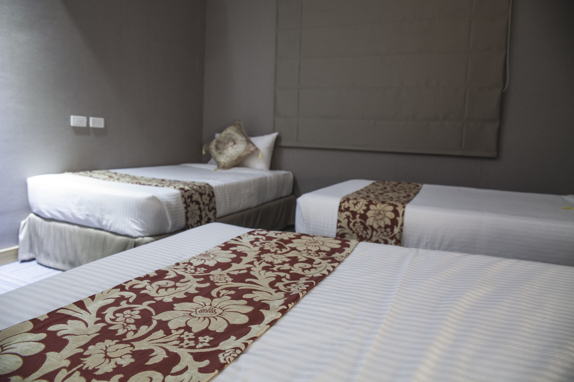 เมดิสัน 101 โฮเต็ล + ทาวเวอร์ Hotel เกซอนซิตี้ ภายนอก รูปภาพ